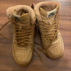 Suede high top Nike’s size 5 youth